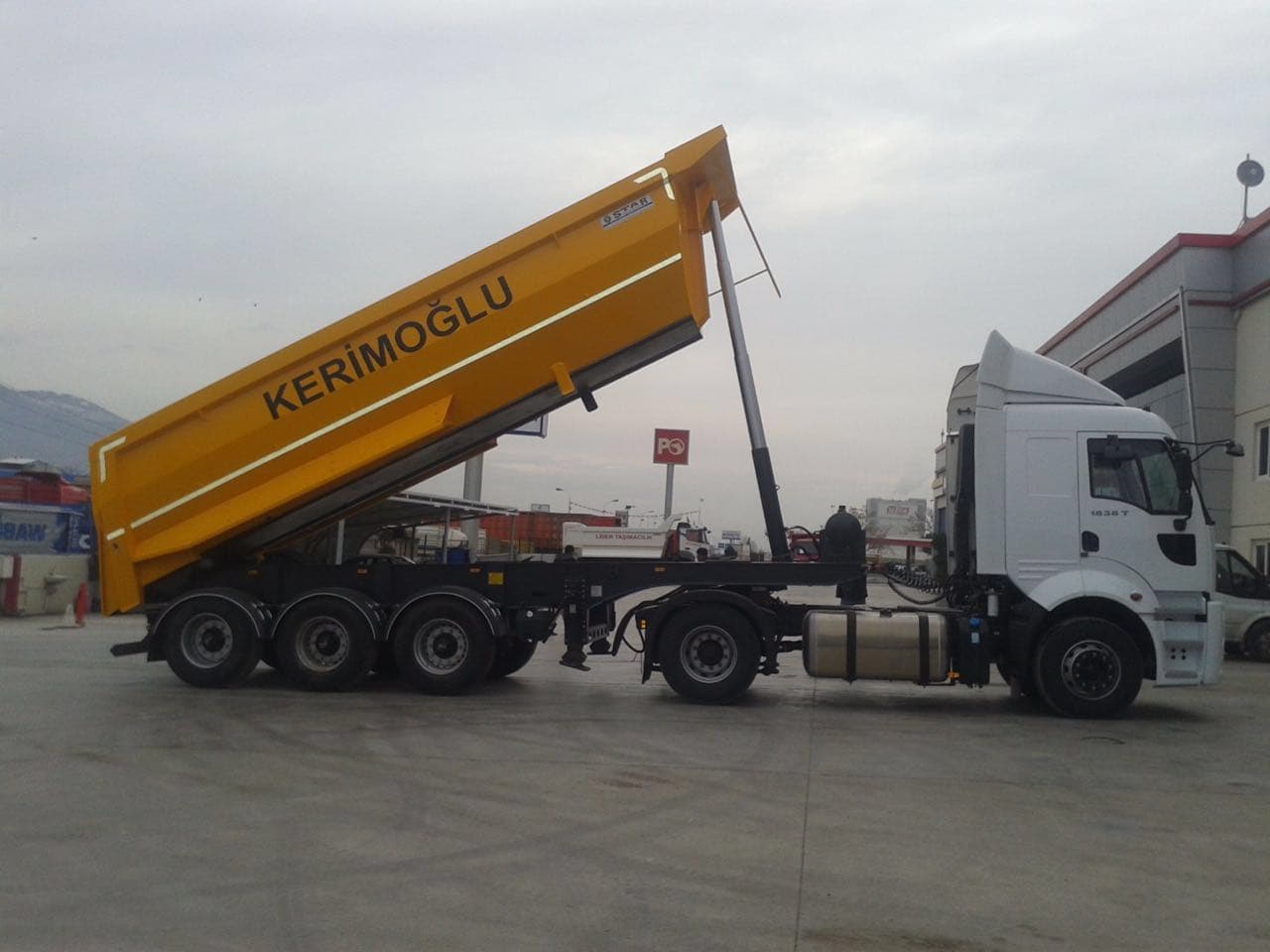 Fahrzeugbau / MAG Vehicle Systems 6